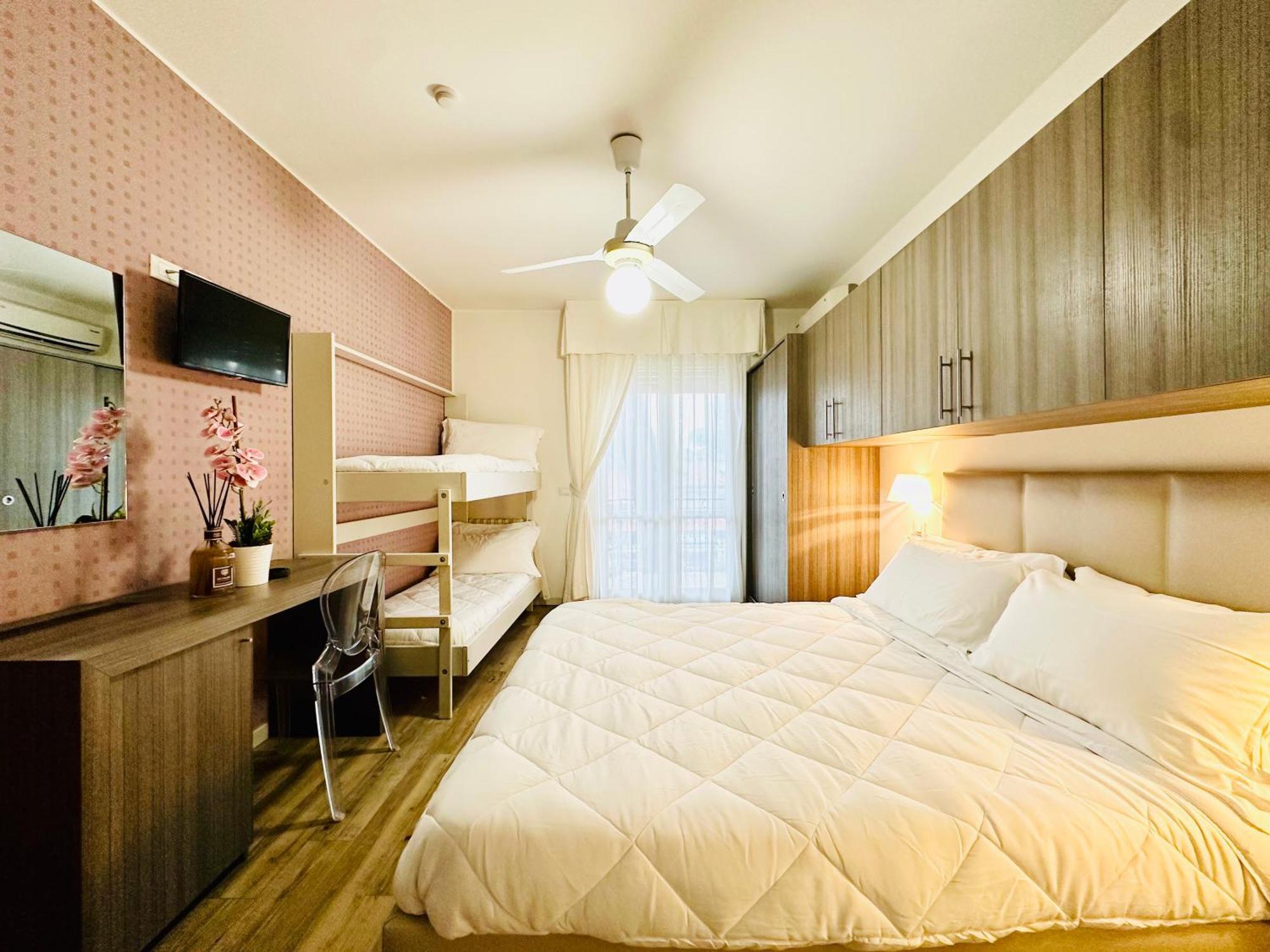 Hotel Miramare Cervia Cameră foto