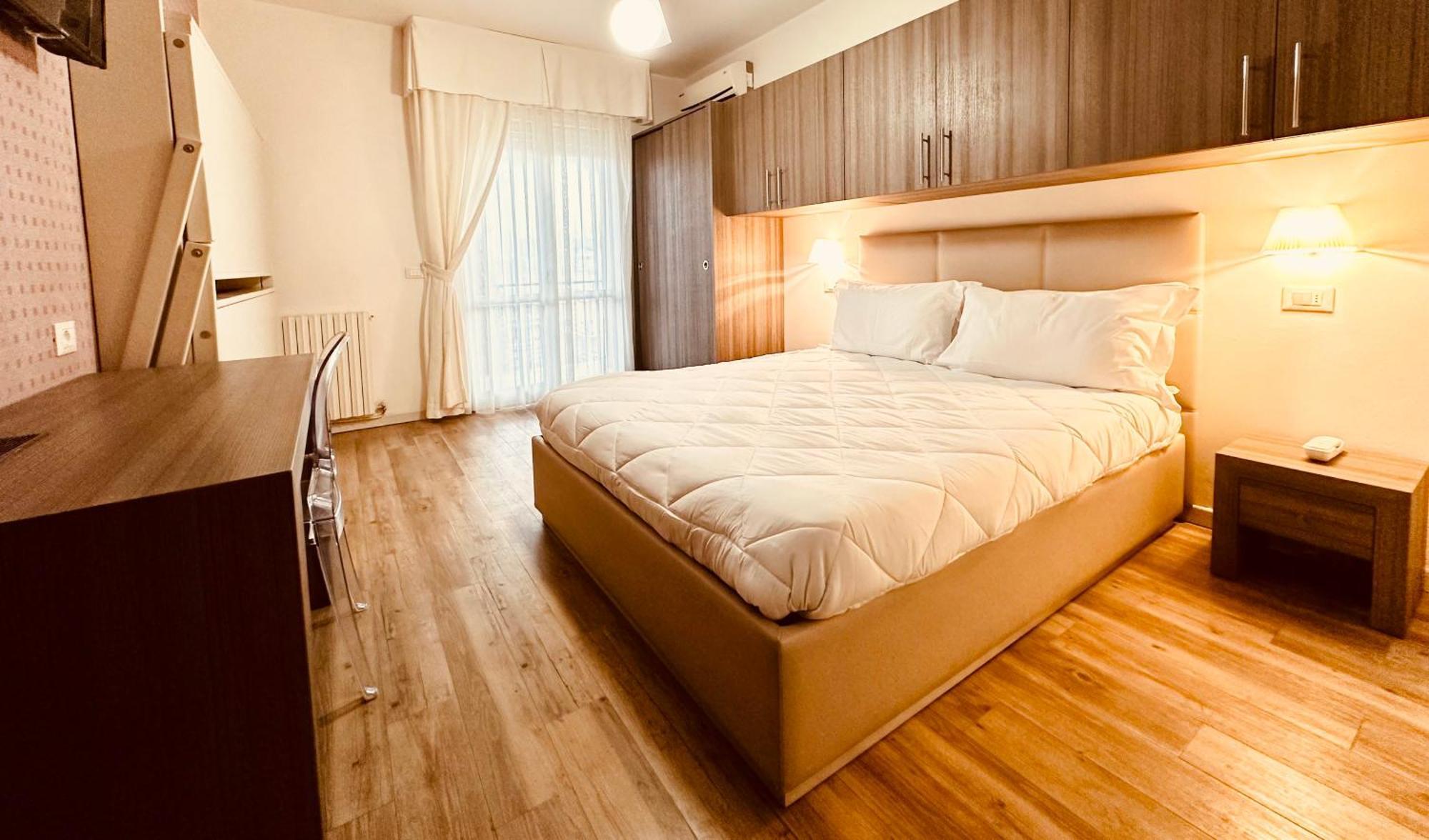 Hotel Miramare Cervia Cameră foto